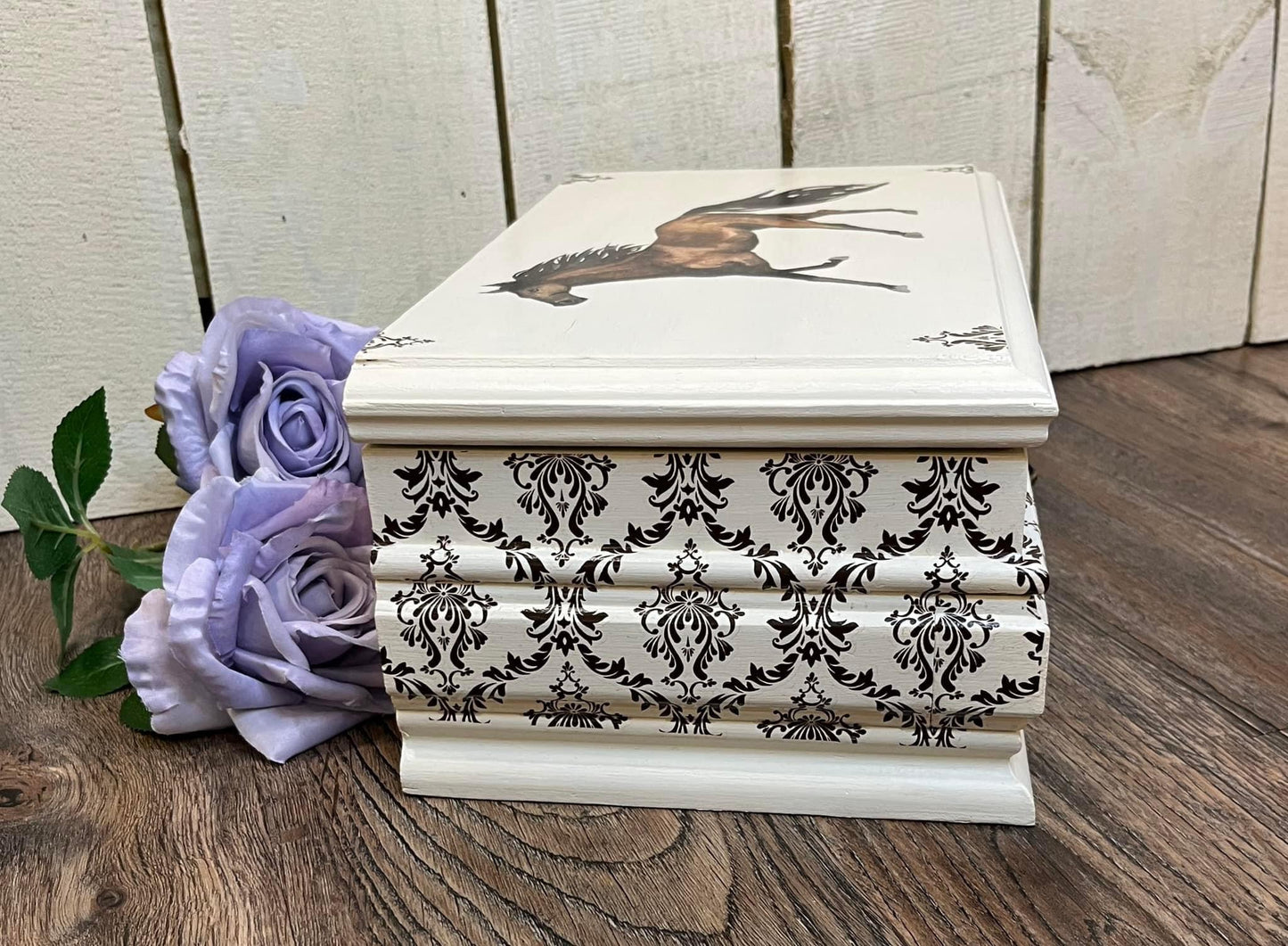 Cream Refurbished Jewelry Box