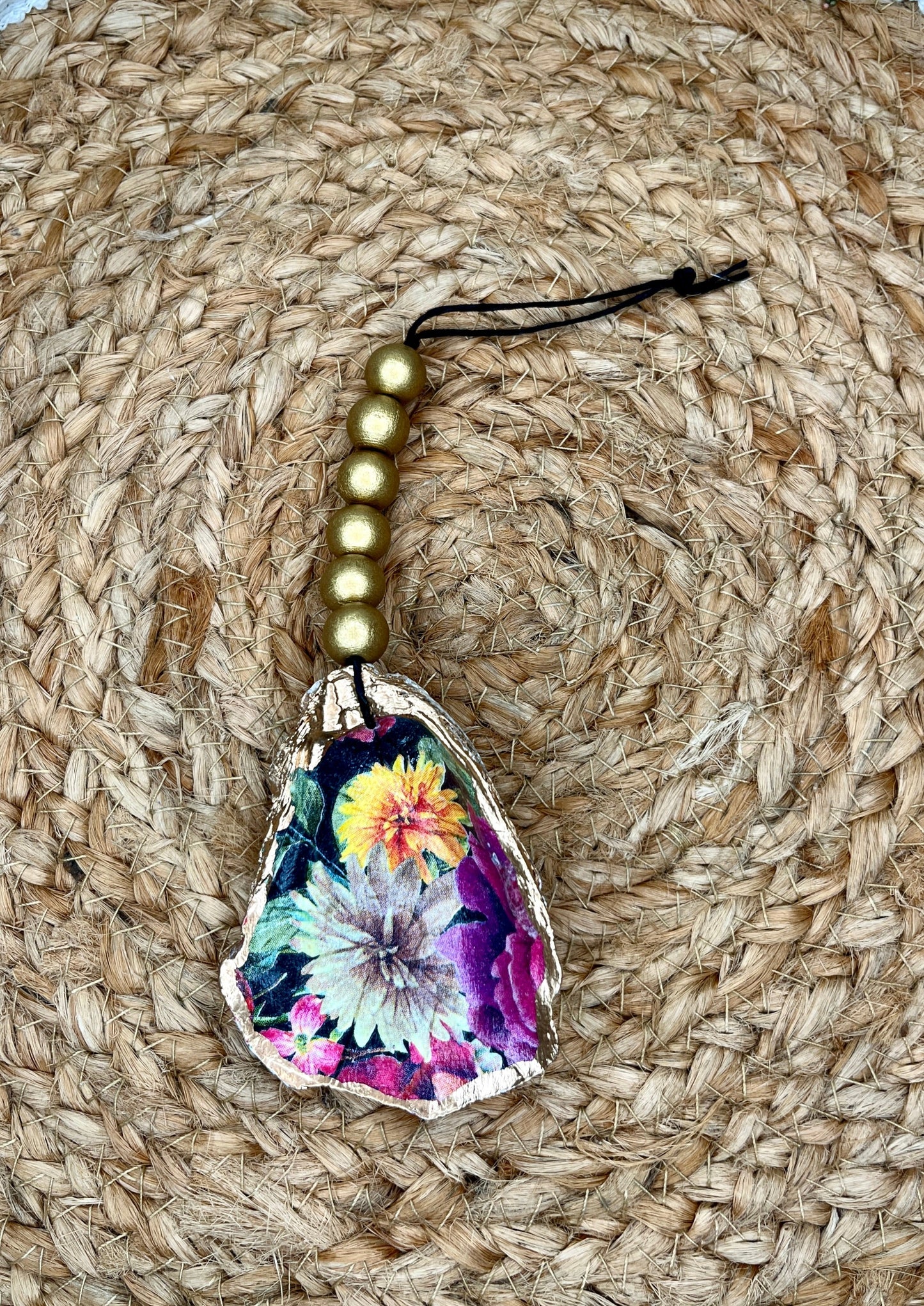 Multi Flower Oyster Shell Charm