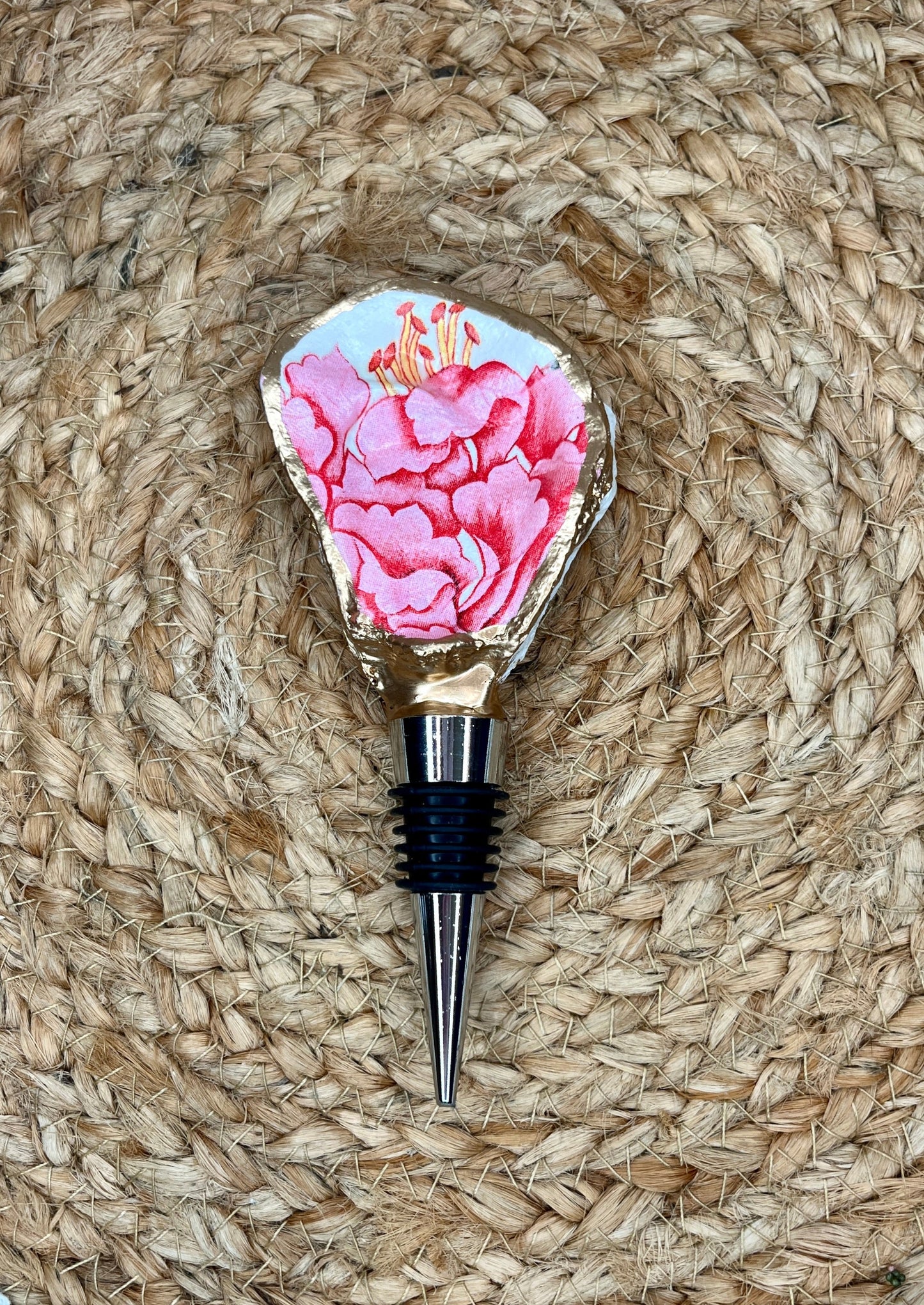 Ruffle Flower Oyster Shell Wine Stopper