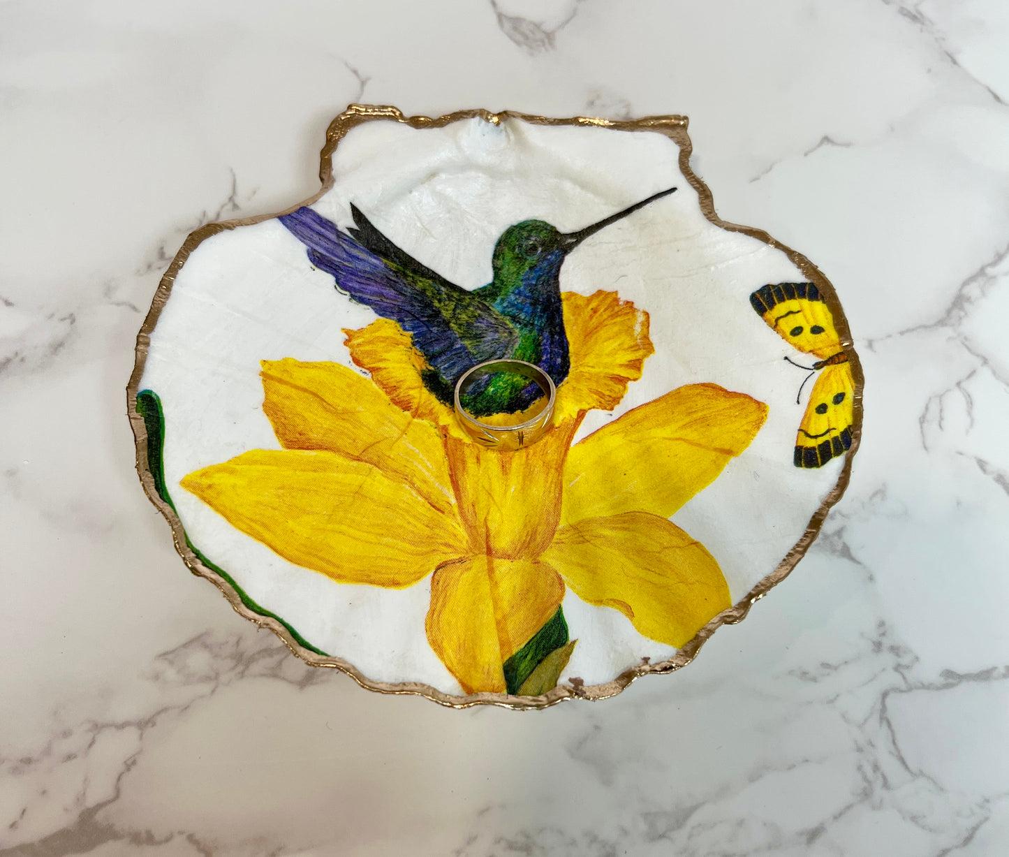 Hummingbird, Scallop Sea Shell Ring/Trinket Dish